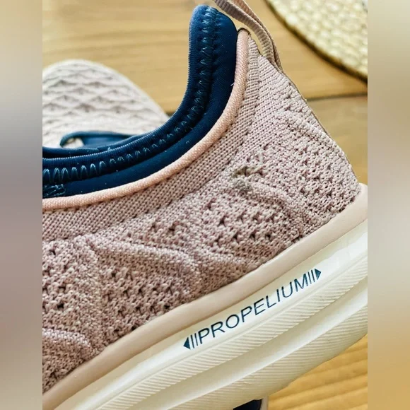 APL TECH LOOM PHANTOM - Picture 4 of 4